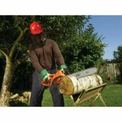 BLACK & DECKER Tronçonneuse 40 Cm - 2000 W - Tendeur De Chaîne Sans Outil BLACK+DECKER CS2040-QS -Tronçonneuse et accessoire Soldes 2022 34599528 3